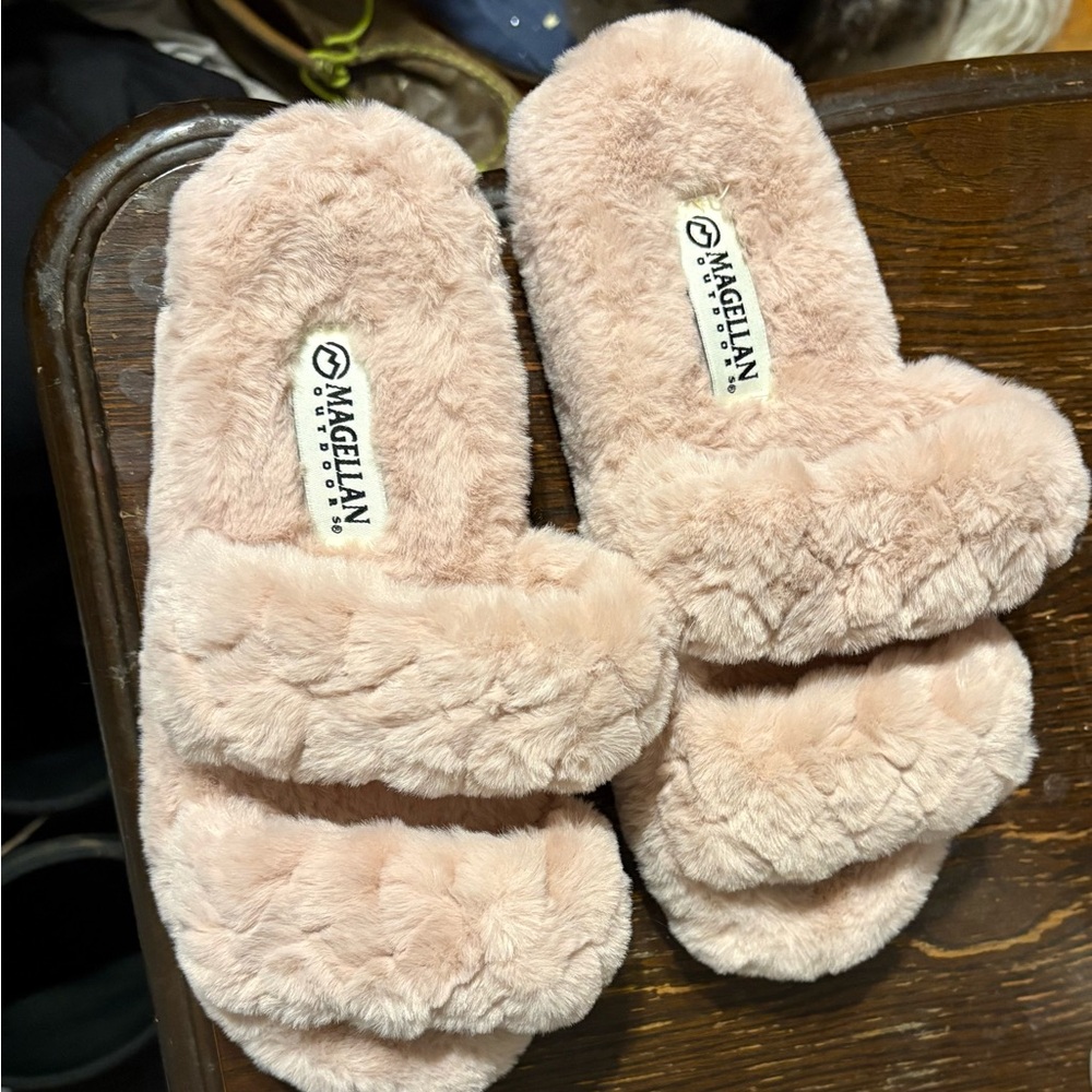 Magellan Pink Fuzzy Slippers